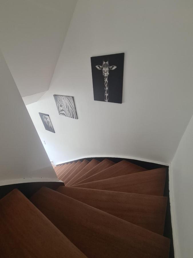 Duplex Familial Proche Gare Et Hyper Centre Ville Villepreux Ngoại thất bức ảnh